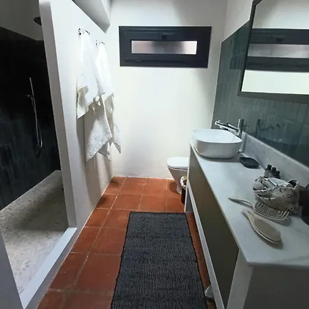 Villa Beautiful With Pool And Views *